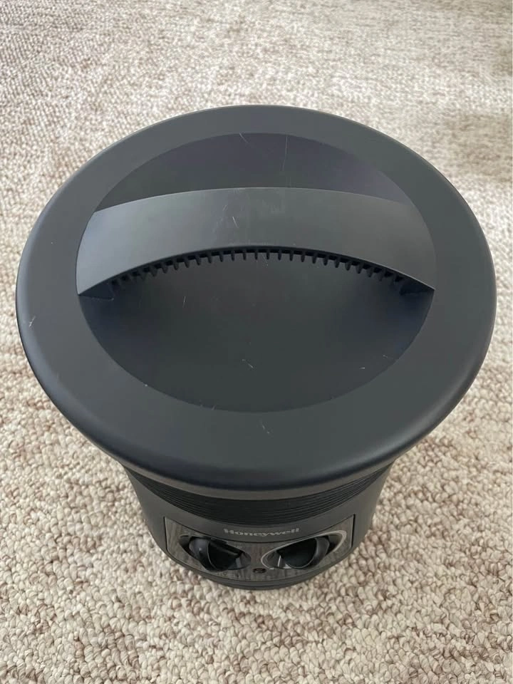 Honeywell HHF360VC 360° Surround Heat Fan Forced Space Heater - photo 2