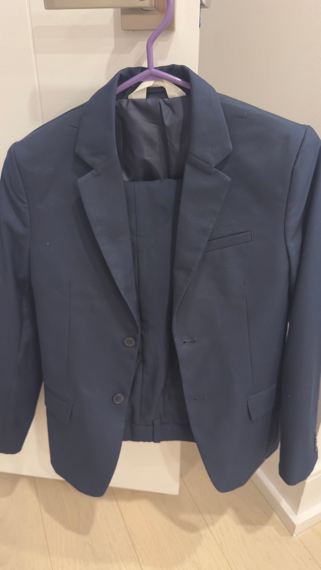 Kids H&M Navy Blue Suit Jacket and Pants - Size 14