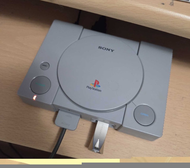 Playstation Classic Mini with 180+ Games - photo 2