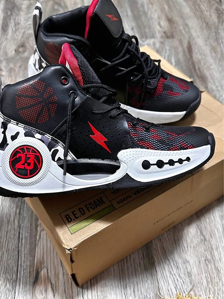 Shoes size 41-42