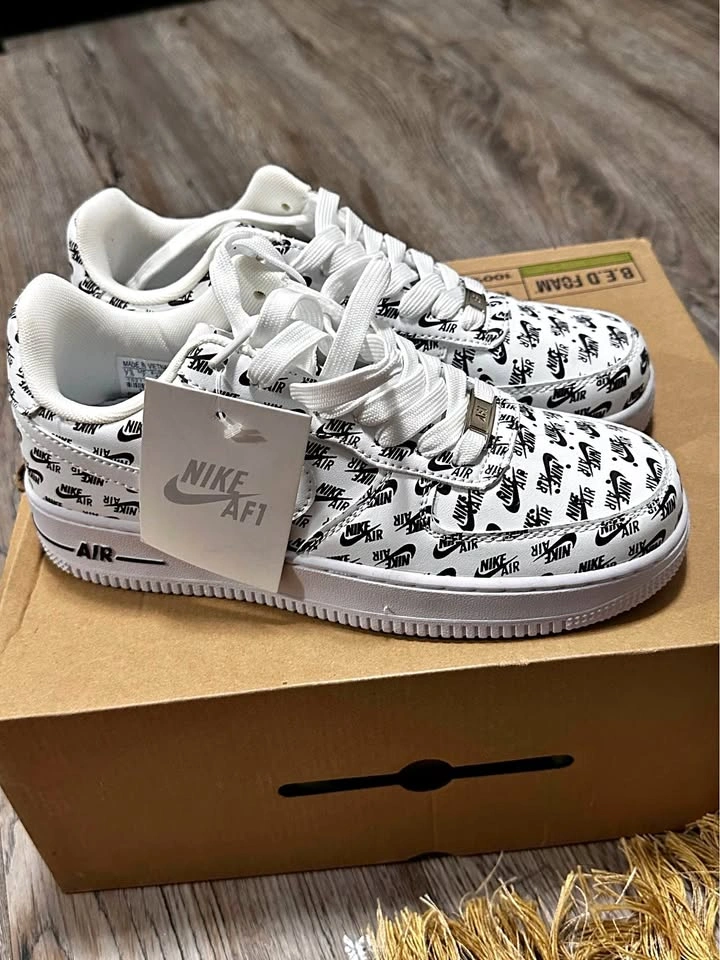 Shoes size 41-42