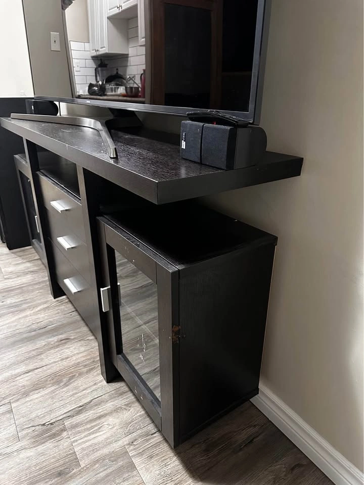 TV Stand - photo 3