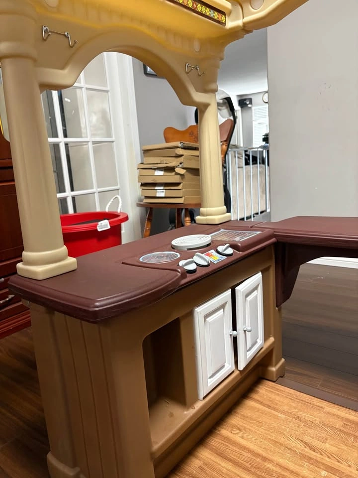 Grand Walk-In Kitchen & Grill™ - photo 5