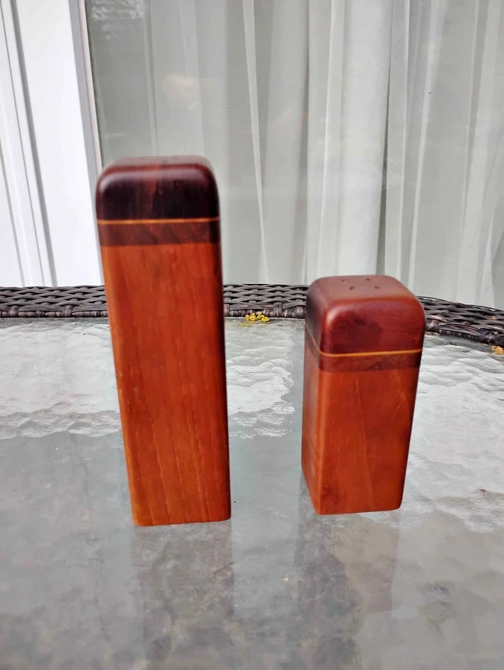 ✨ Danish Teak & Rosewood Shaker Set