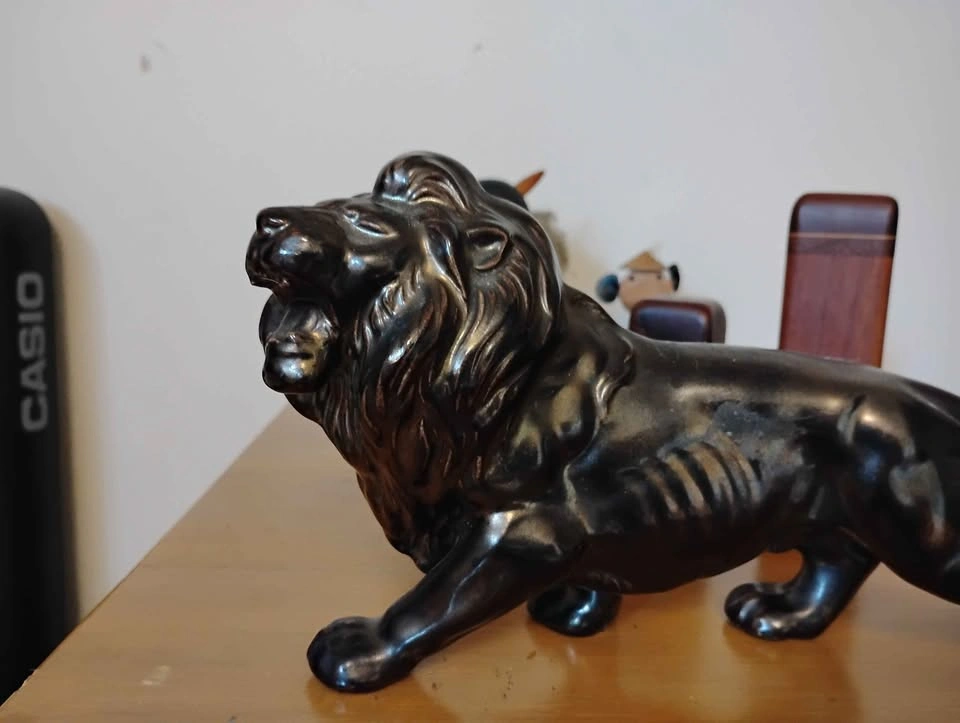 Vintage MCM Black Lion Figurine - photo 2