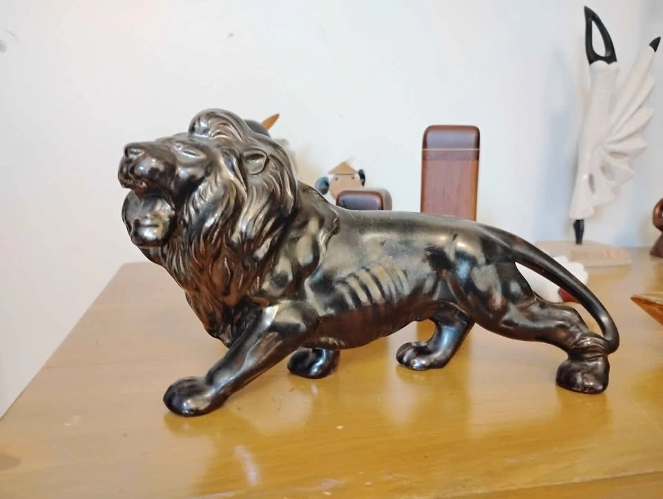 Vintage MCM Black Lion Figurine - photo 3