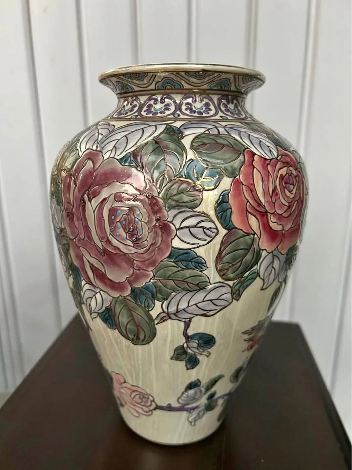 Vintage Chinese Toyo Vase