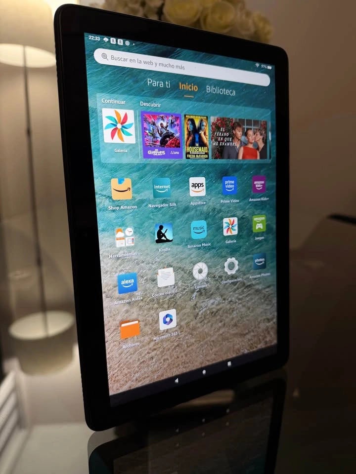 Amazon Fire 10 HD Tablet - photo 2