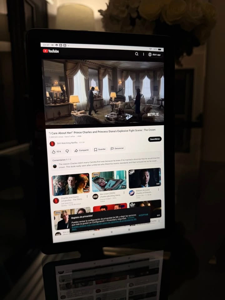 Amazon Fire 10 HD Tablet - photo 5