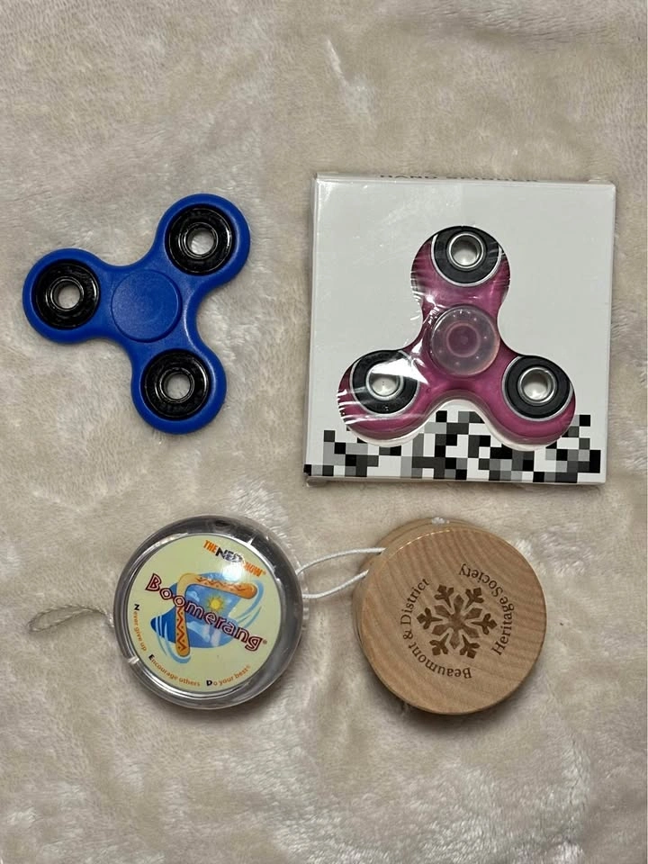 Fidget spinners and yo-yos