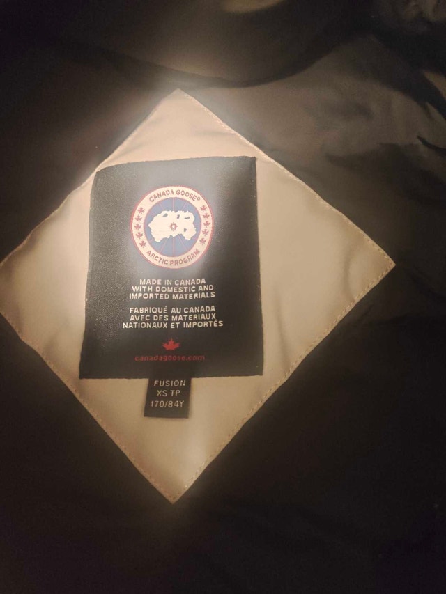 Canada Goose Parka - Size XS - photo 2