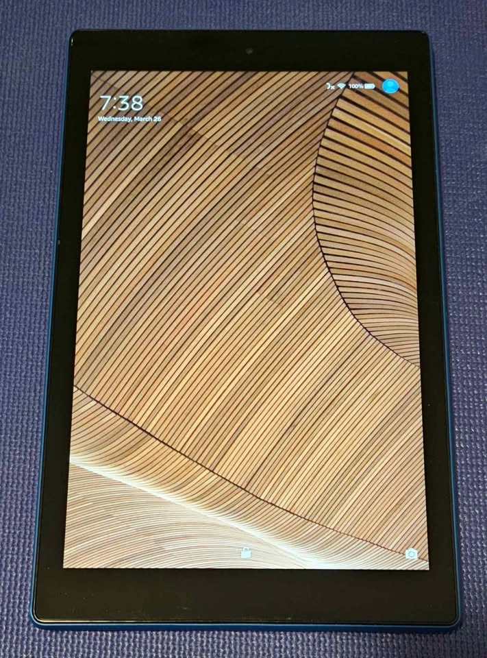 Amazon Fire HD 10 - photo 2