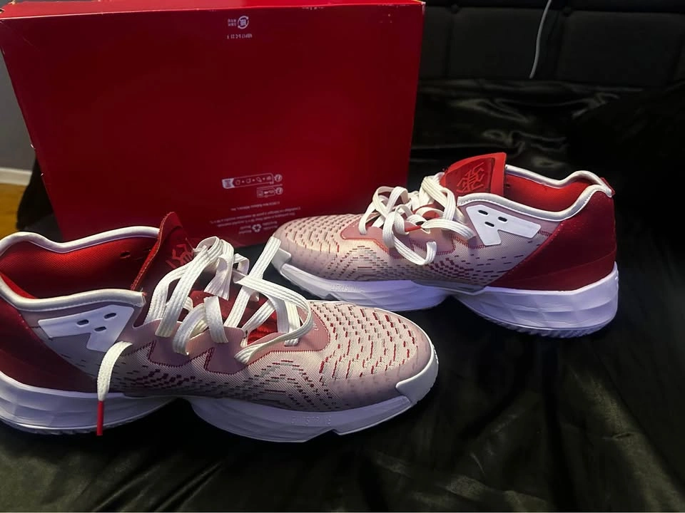 ADIDAS DONOVAN MITCHELL D.O.N. ISSUE 4 MENS BASKETBALL SHOES WHI - photo 2