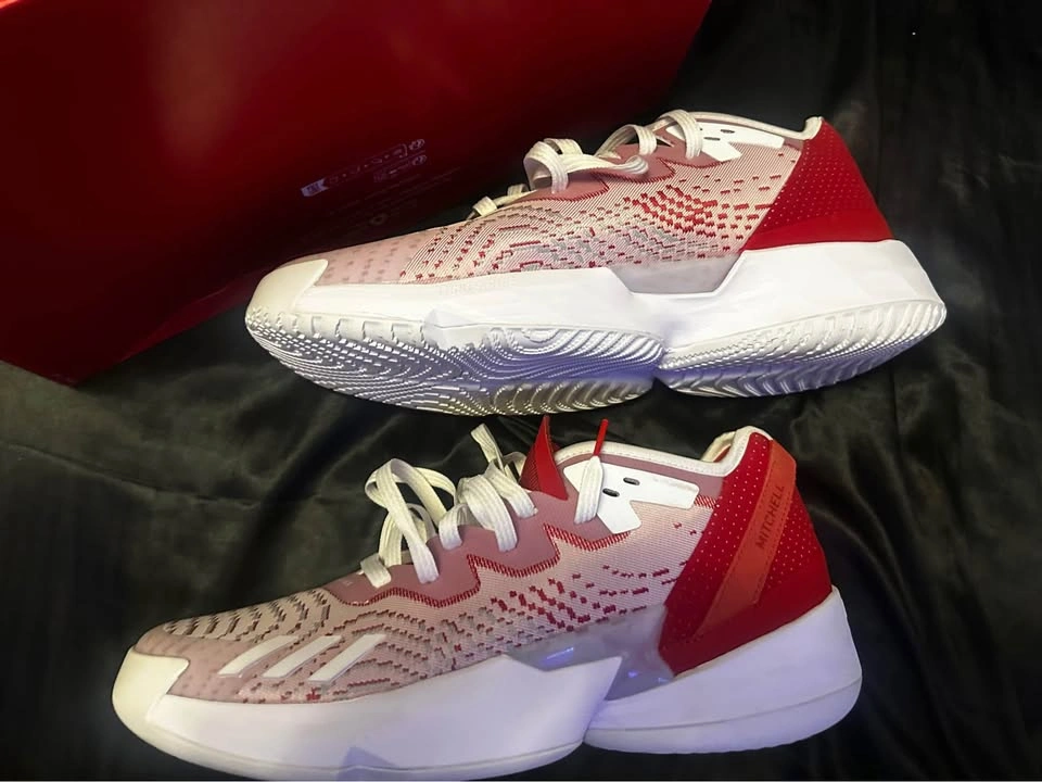 ADIDAS DONOVAN MITCHELL D.O.N. ISSUE 4 MENS BASKETBALL SHOES WHI - photo 4