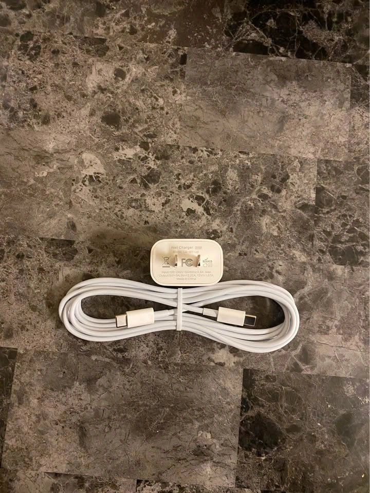 Brand New Fast Charging iPhone Charger - USB C to C - photo 2