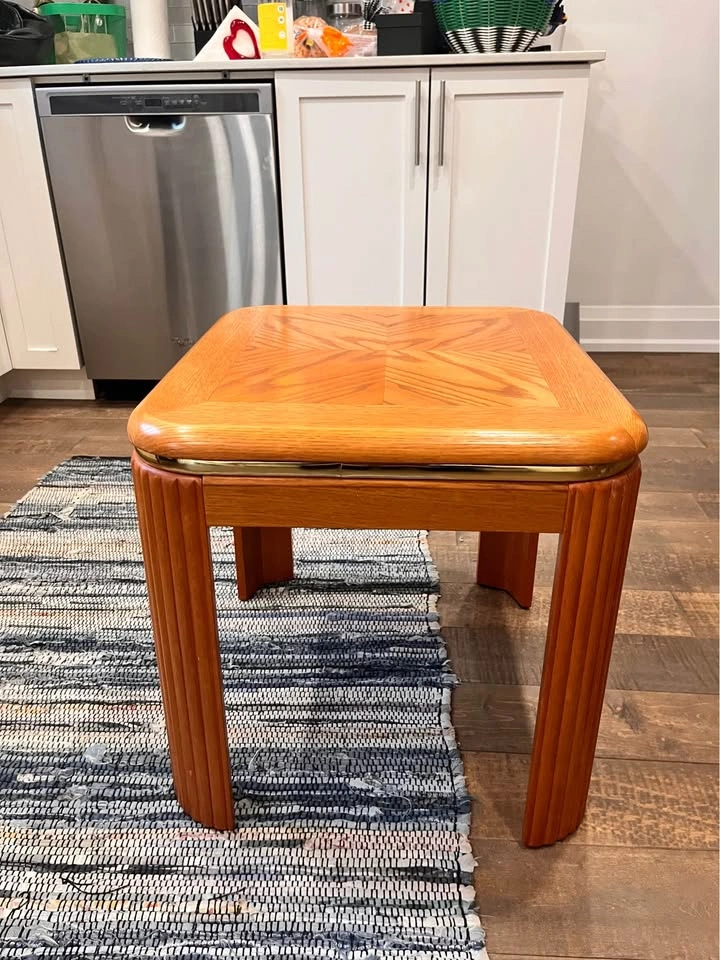 Solid Oak Side Table - photo 2