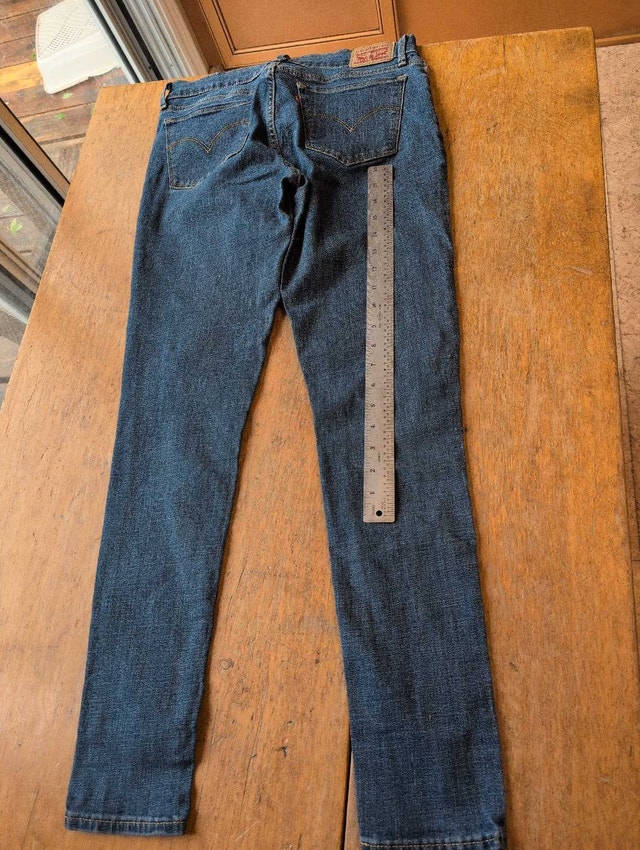 Levi's 710 Jeans Woman's Size 30 - photo 4