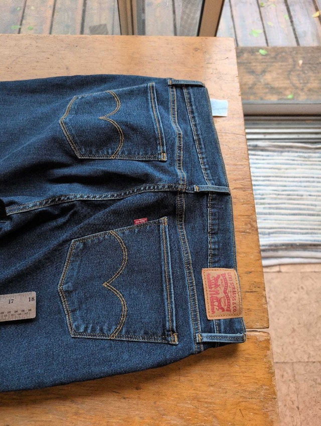 Levi's 710 Jeans Woman's Size 32 Blue - photo 4