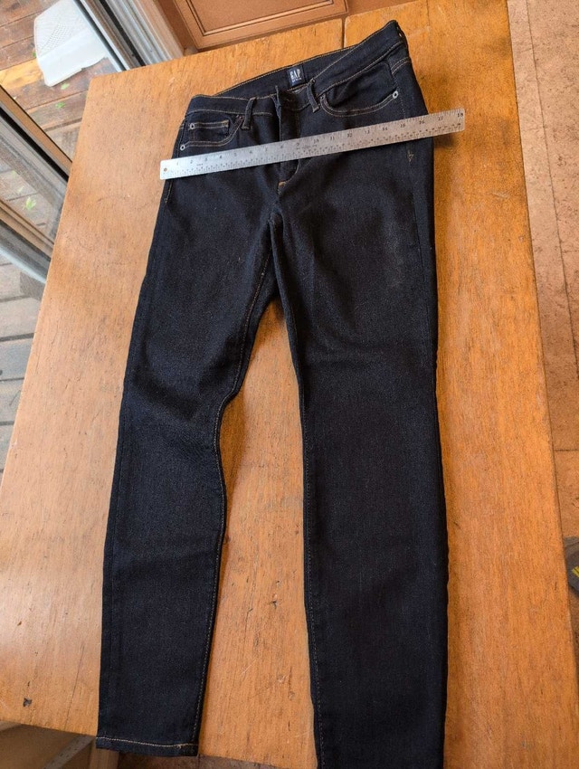 Gap True Skinny Jeans waist 29