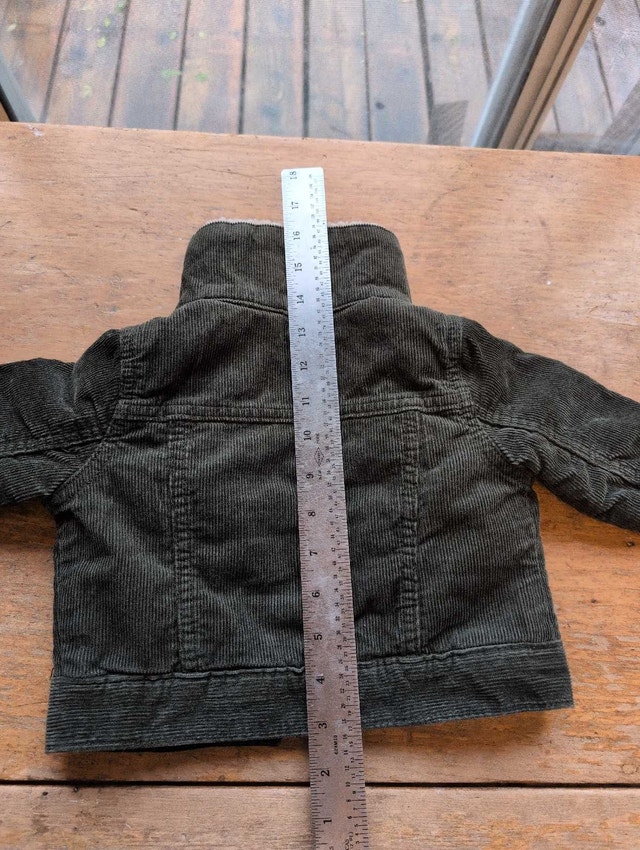 Gap Corduroy Jacket baby Gap size 6-12 months - photo 4