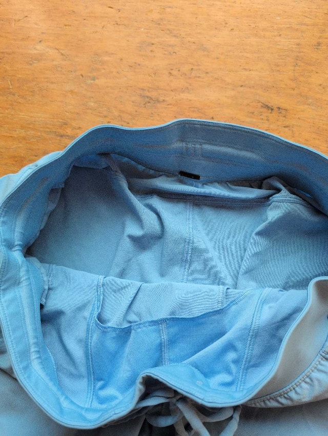 Lululemon Shorts Women's Large Light Blue - photo 3