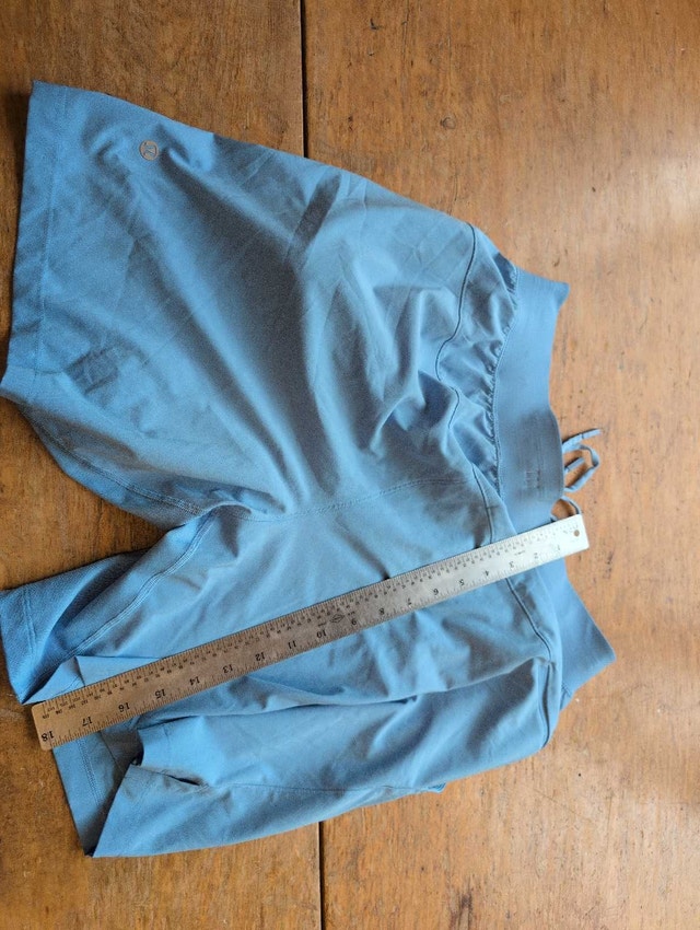 Lululemon Shorts Women's Large Light Blue - photo 4