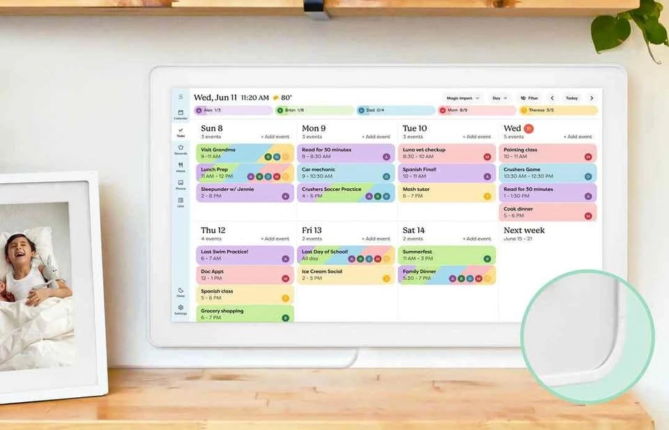 Skylight Calendar Max 27" Smart Family Hub - Brand New