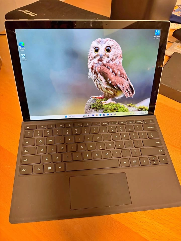 Microsoft Surface Pro 7+ | Core i7 | 16GB RAM | 256GB SSD | Win