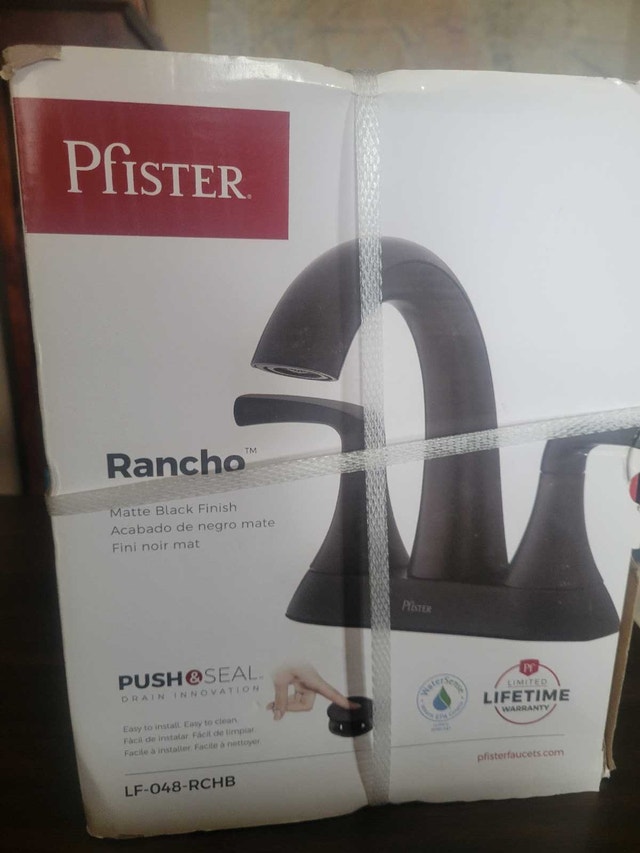 Bnib Pfister bathroom faucet - photo 2