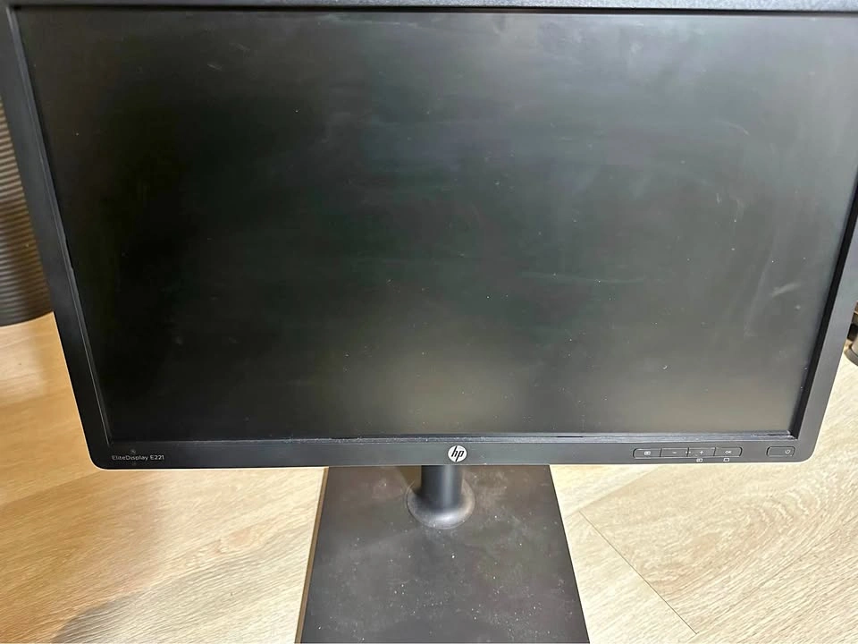 HP EliteDisplay E221 Monitor