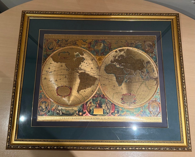 Framed World Map 28x32 - photo 2