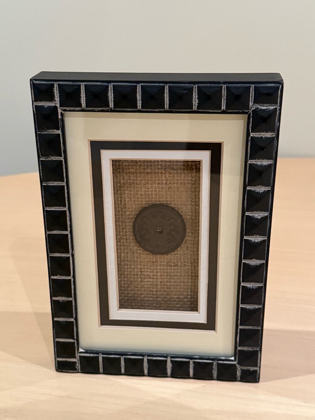 Framed Antique Coin - photo 3