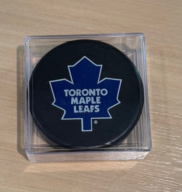 Toronto Maple Leafs Memorabilia Set - photo 5