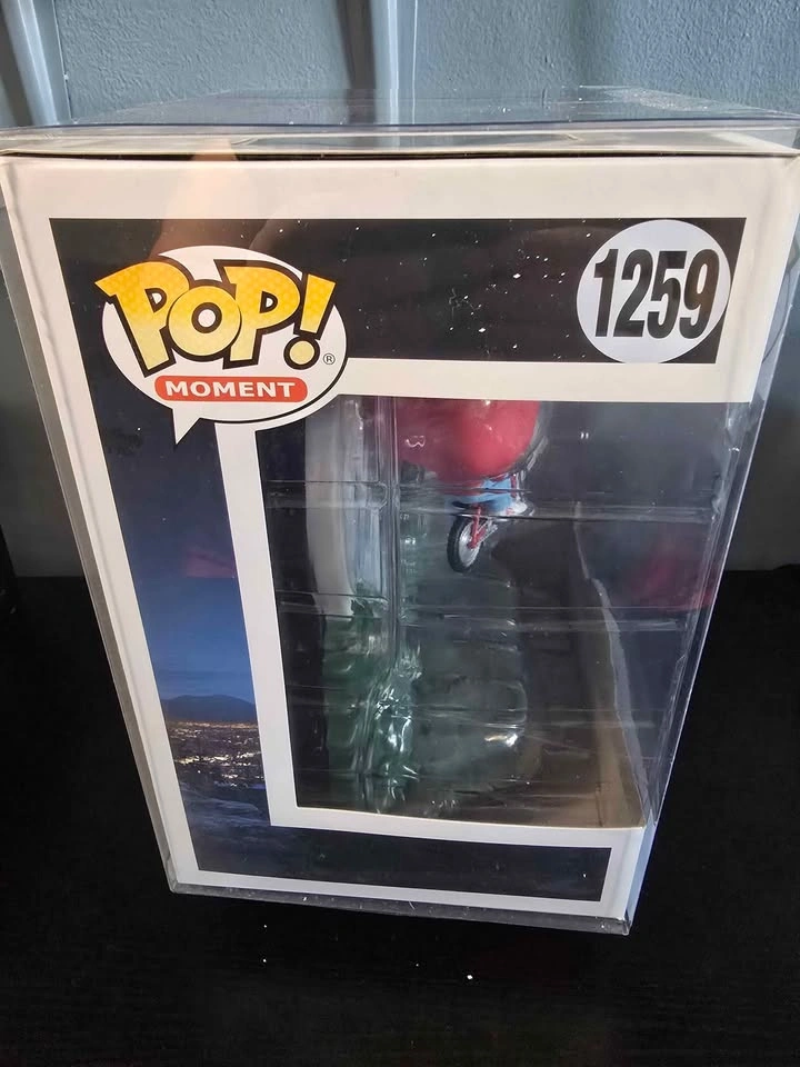 Elliot and ET Glow in the Dark Funko Pop #1259 - photo 5