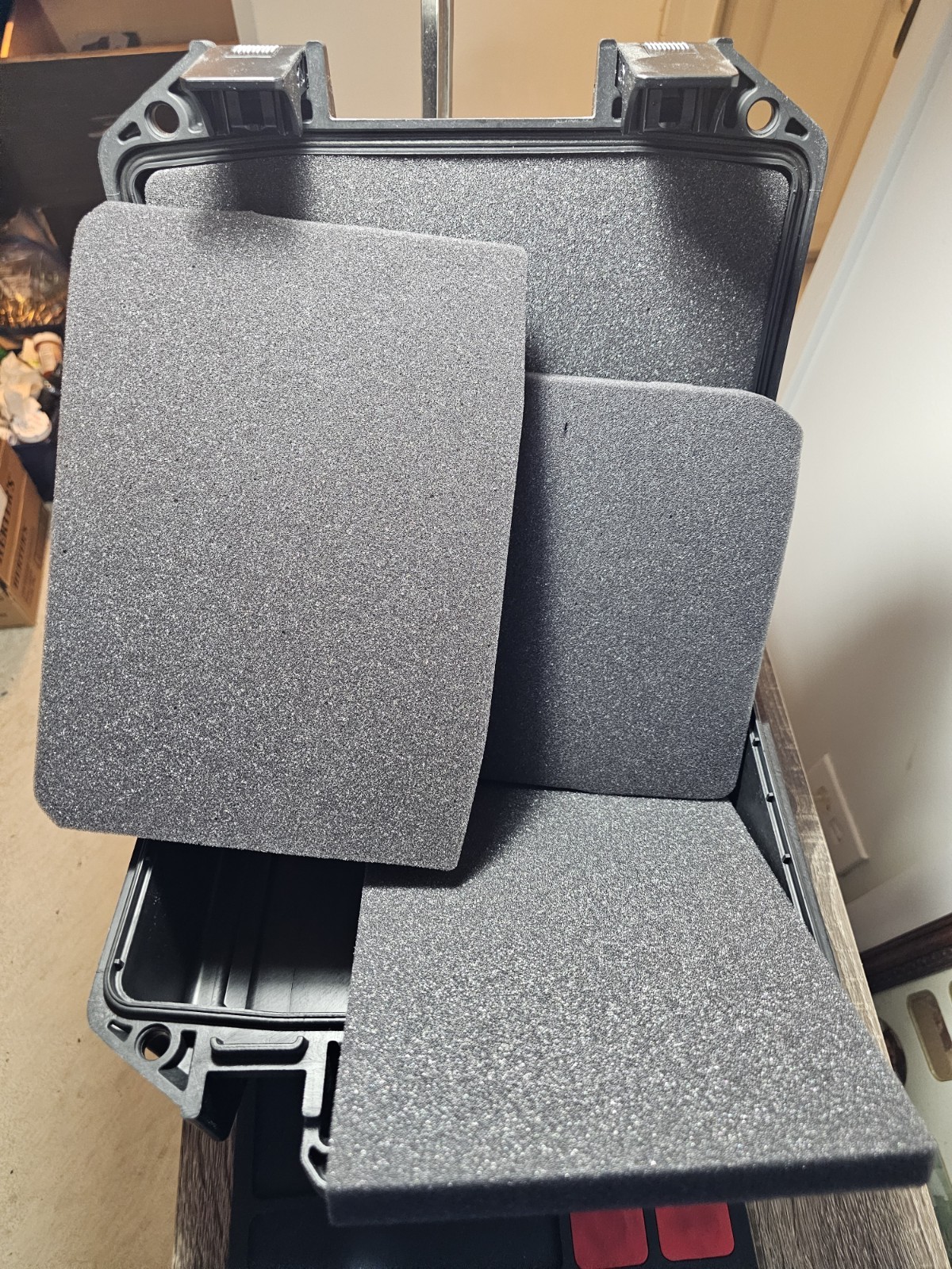 Pelican V100 Vault Small Pistol Case with Foam - Black - photo 4