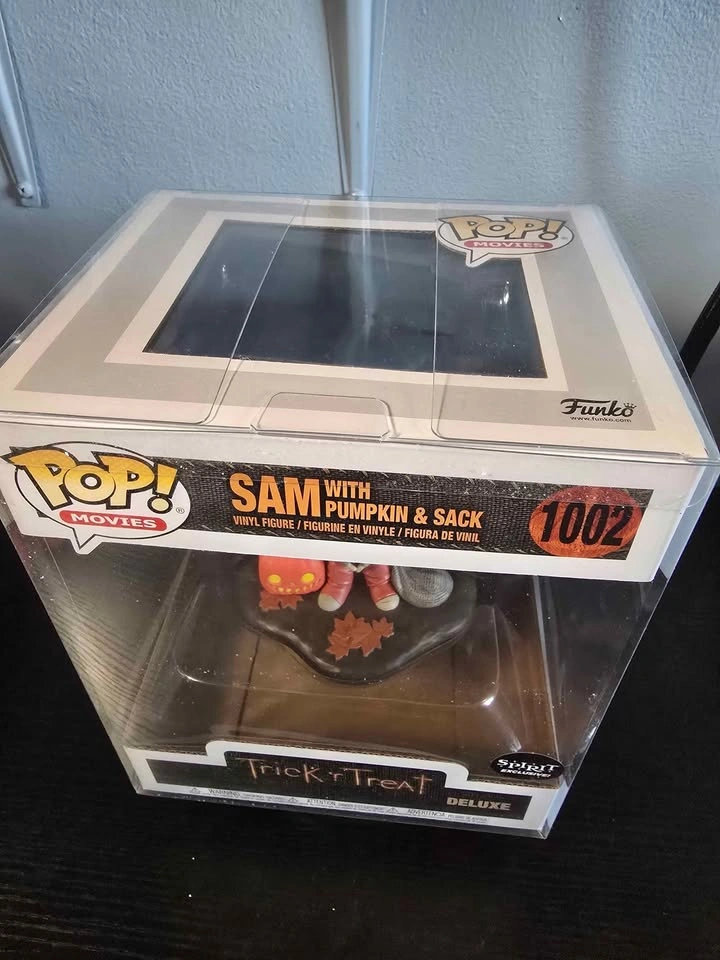 Sam with Pumpkin and Sack Trick or Treat Spirit Halloween exclus - photo 2