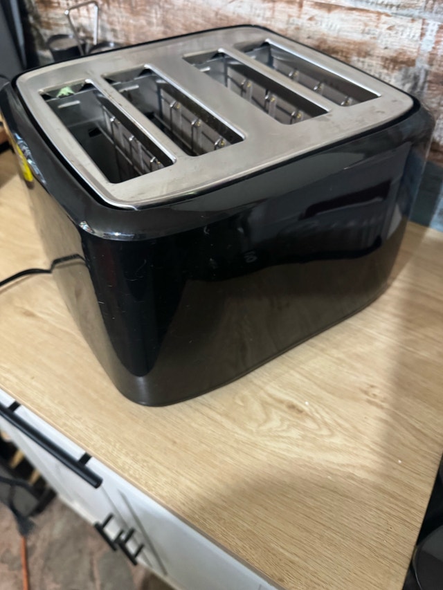 4-Slice Toastmaster Toaster - Black & Stainless Steel - photo 5