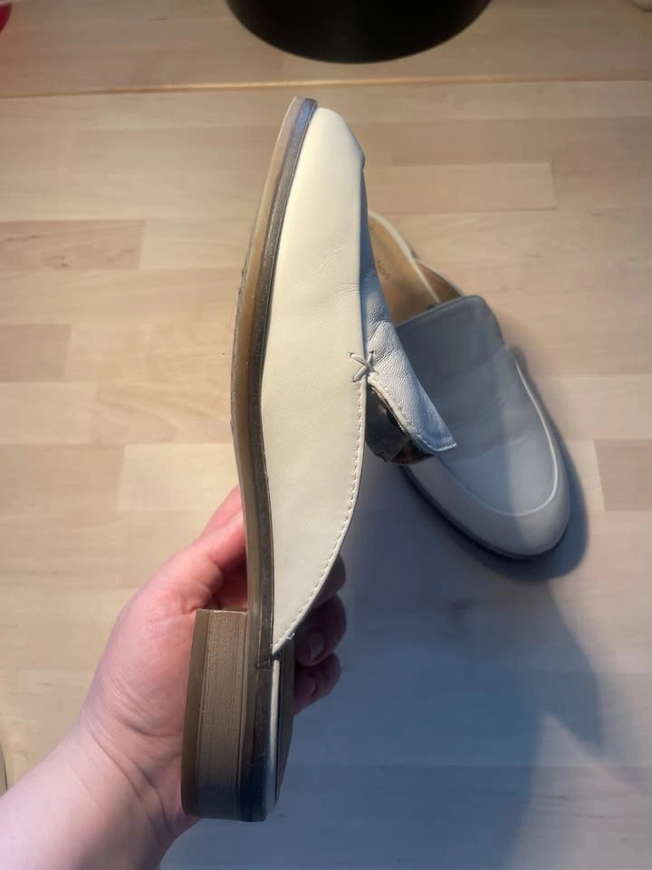 US 6.5, Clarks Trish Plant mules in ivory leather. - photo 4
