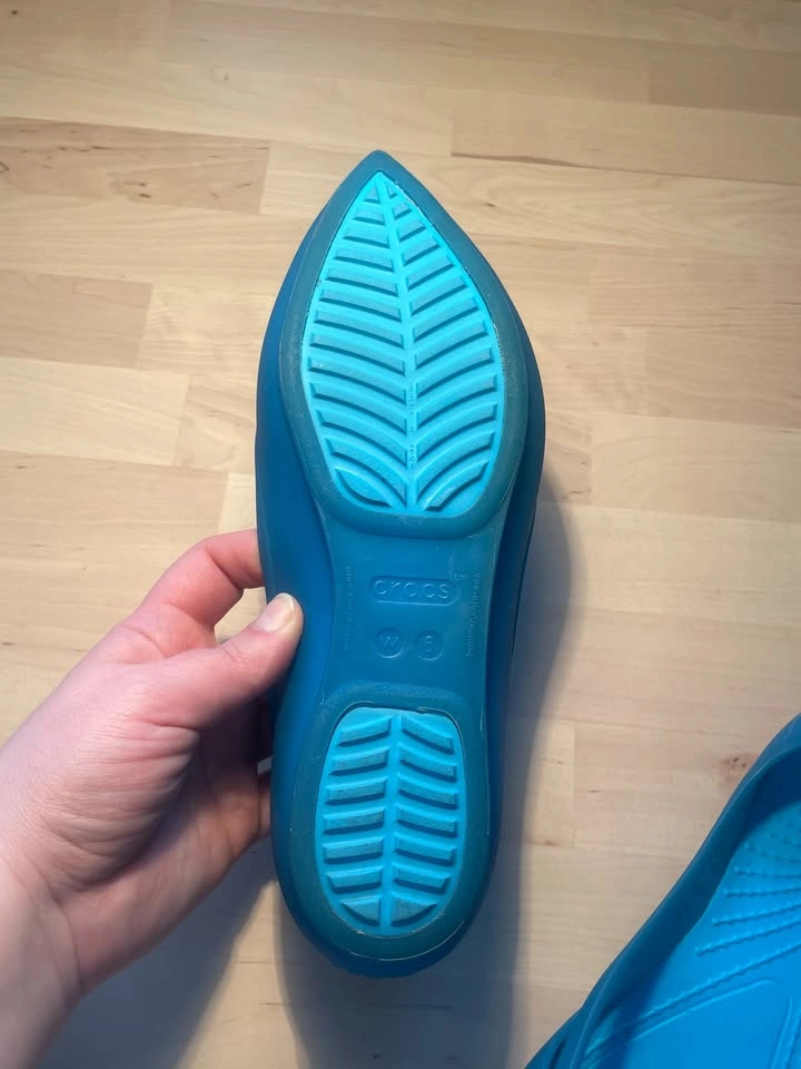 Crocs Ballet Flats - Size US 6 - photo 4