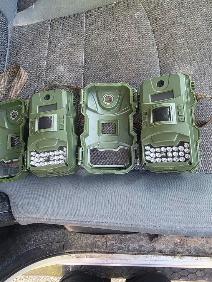 Trail cameras - photo 2