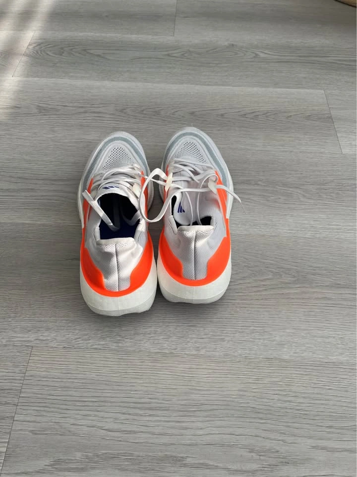 Men's Adidas Ultraboost 23 - photo 3