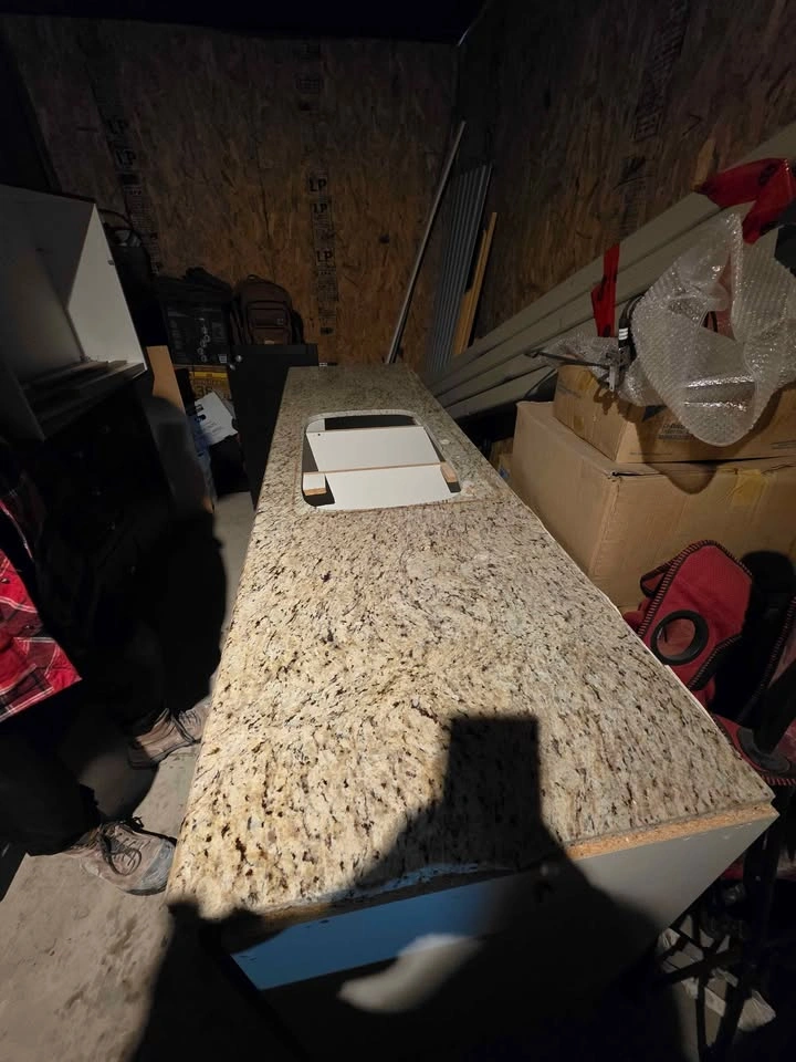 Granite countertop - photo 3