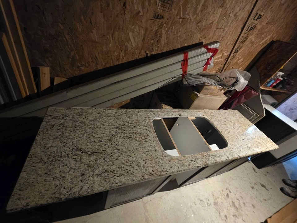 Granite countertop - photo 4