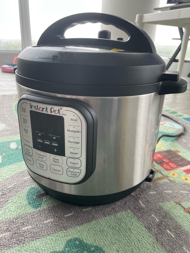 Instant Pot Duo Multi-cooker