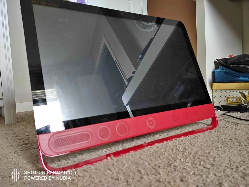 HP Envy All-in-One Touchscreen Computer with Beats Audio