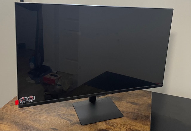 Samsung 32 Inches Smart Monitor - photo 2