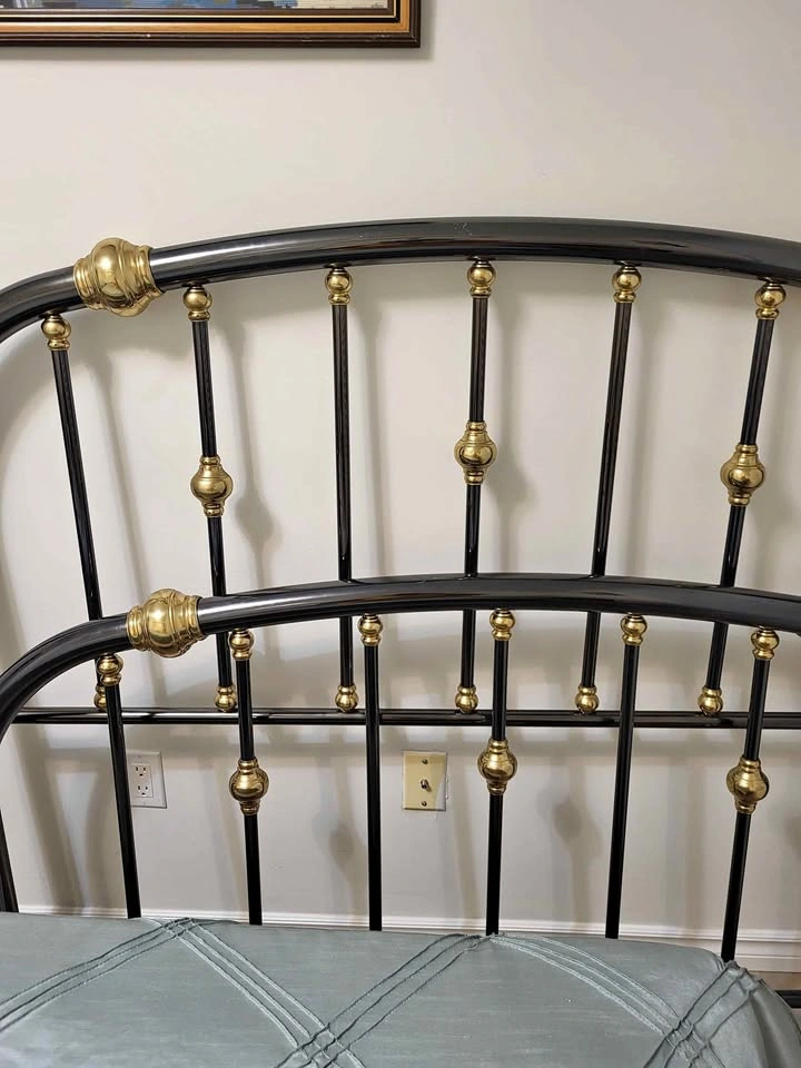 Queen Size bed frame with headboard s