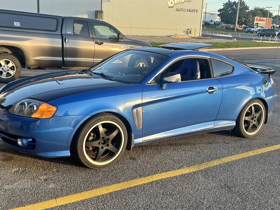 2004 Hyundai Tiburon