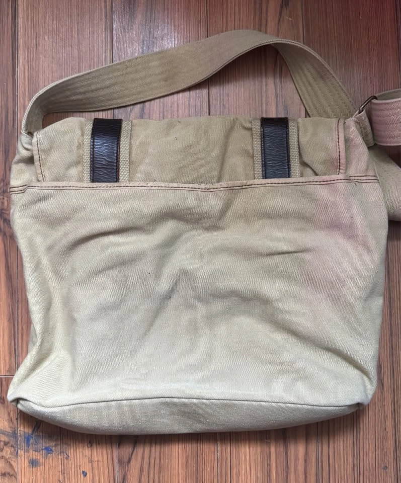 Levi’s Vintage Messenger Bag - photo 3