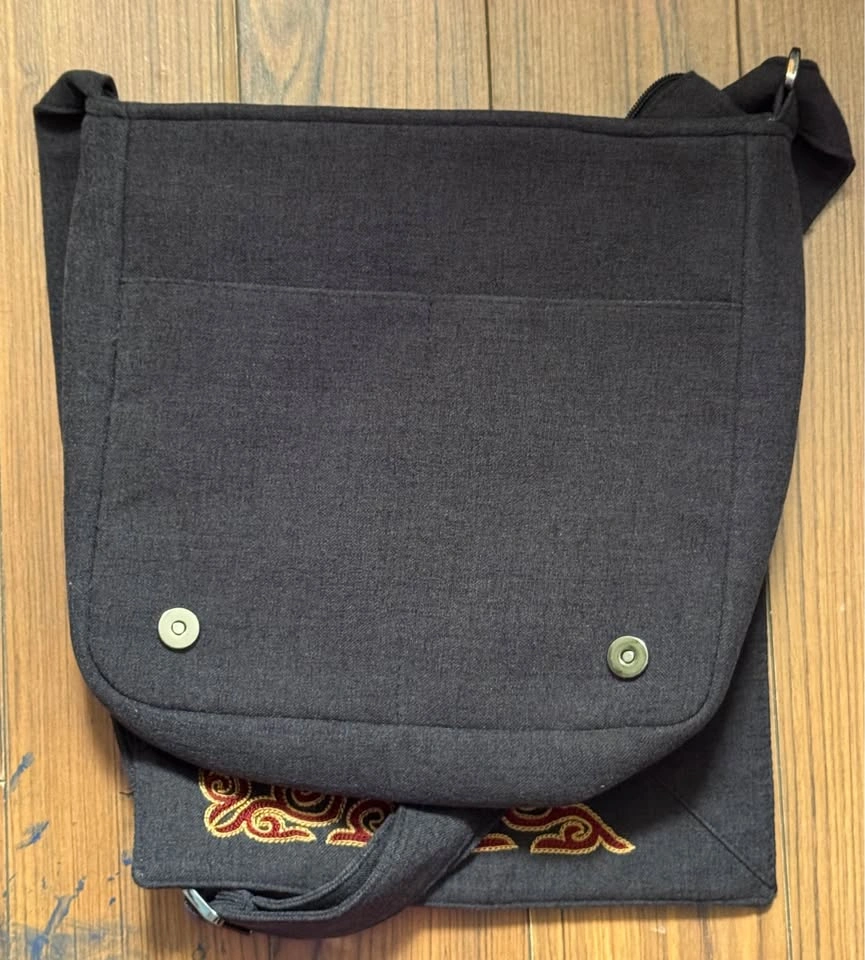 Mongolian Sling bag - photo 3